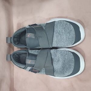 PUMA Athletic shoes 👟